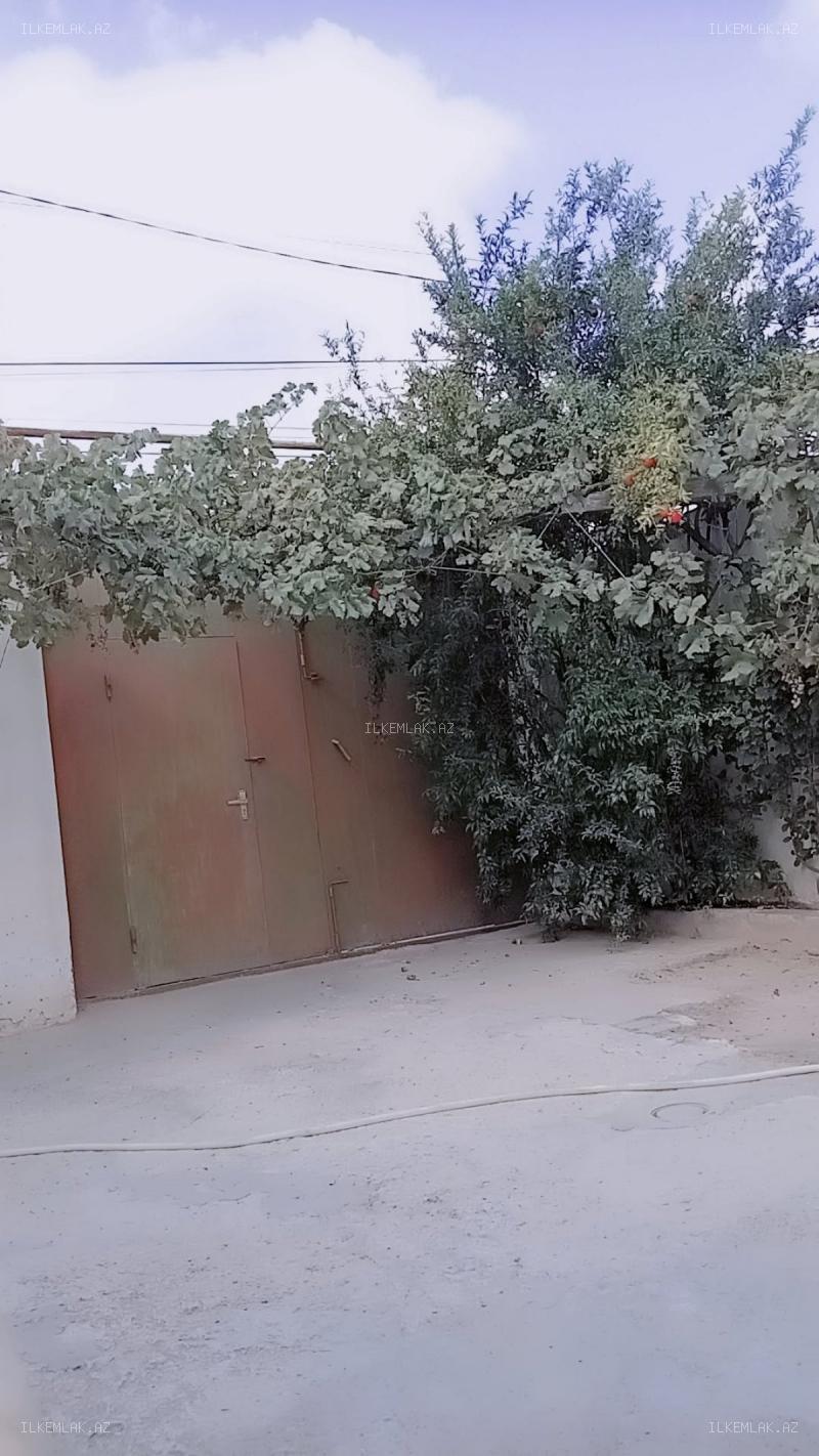 Satılır əmlak 4 otaqlı 101 m², Bakı, Binəqədi rayonu / Binəqədi qəs.